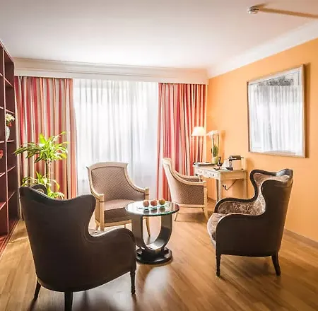 Parc Belle-vue Hotel 3*