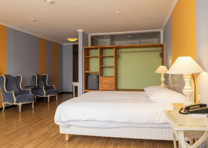 Otel Parc Belle-vue 3*